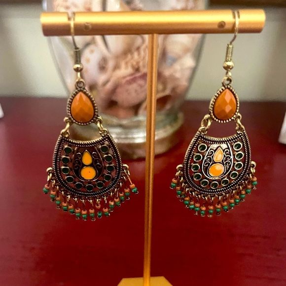 Fashion Jewelry Bohemian Dangle Earrings Retro Metal Hollow Earrings NEW # 200 - Picture 3 of 6